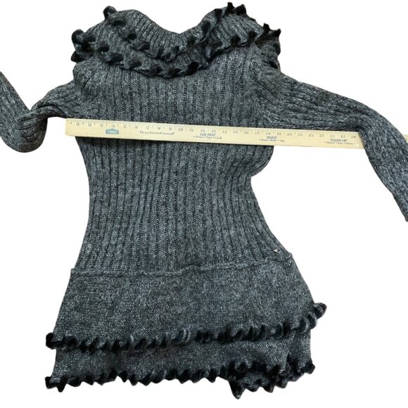 Women’s Steampunk Cardigan Gray Black Fur Trim Layered Ruffles Flowy Hemline - Picture 6 of 11